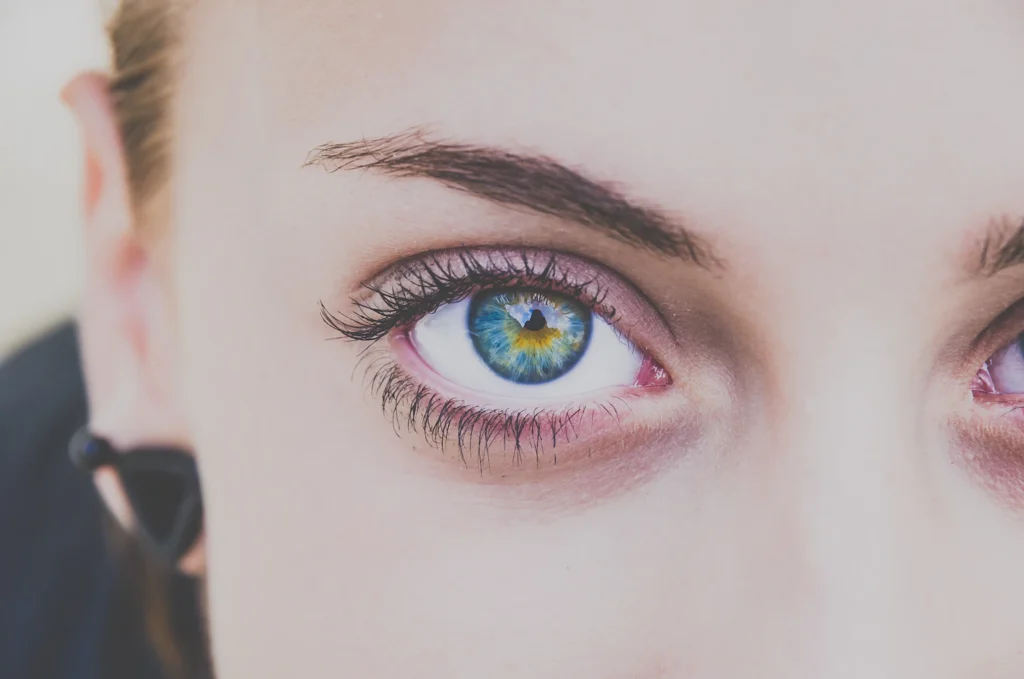 la couleur des yeux la plus attirante 